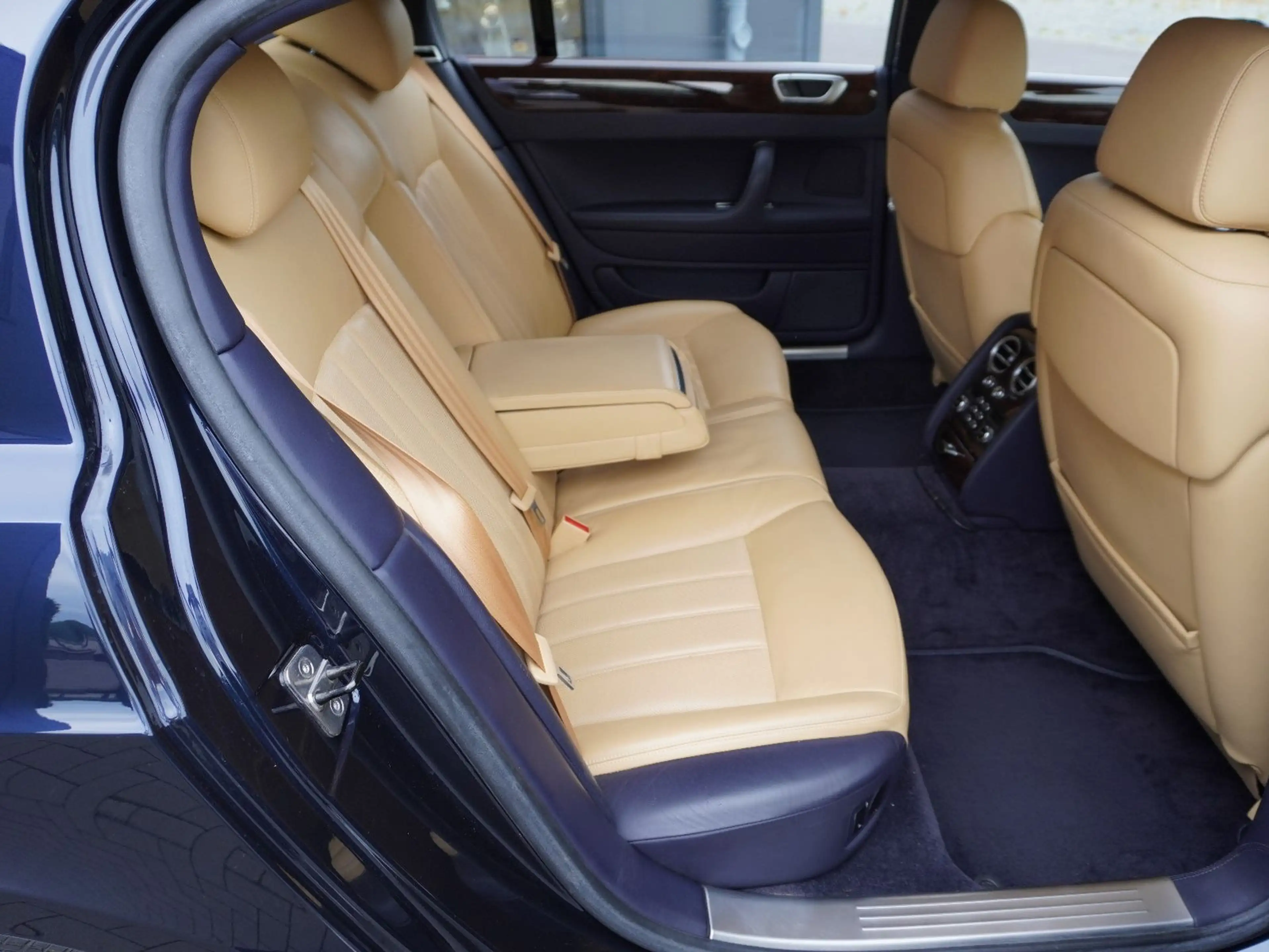 Bentley Flying Spur *55000 KM* — photo 13