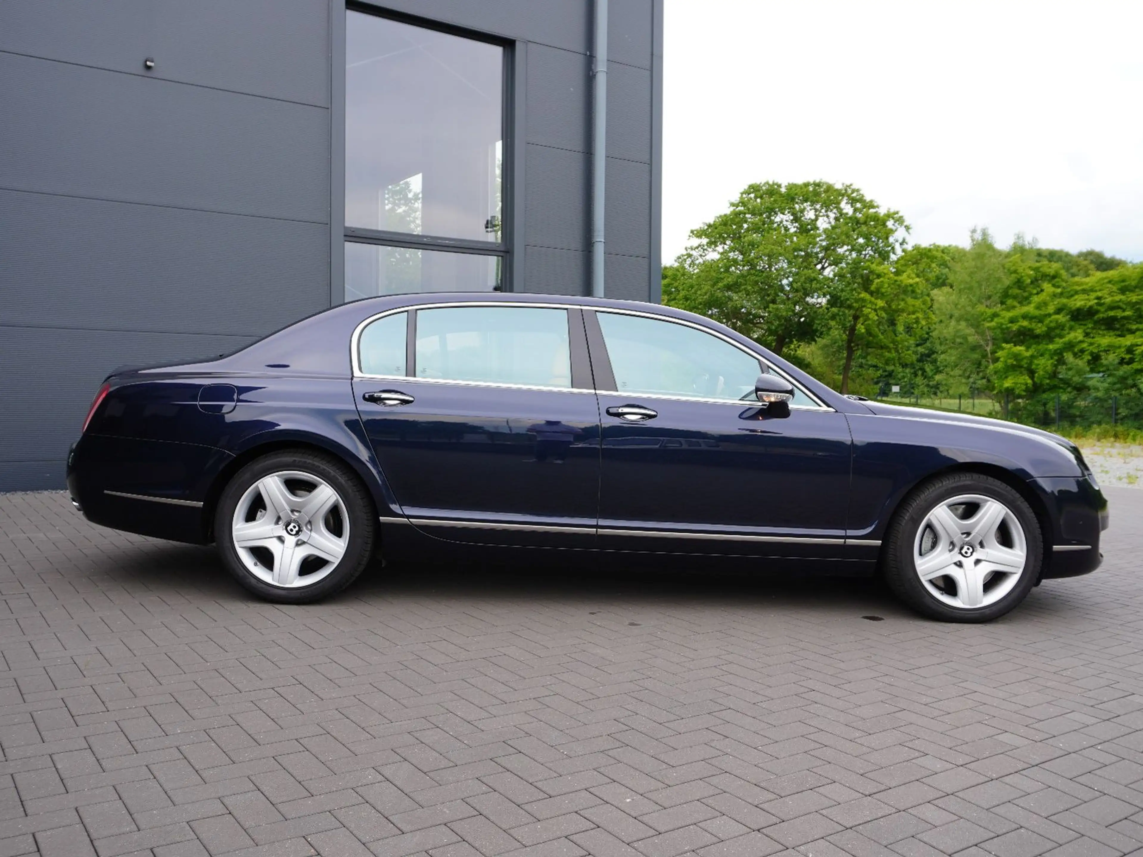 Bentley Flying Spur *55000 KM* — photo 3