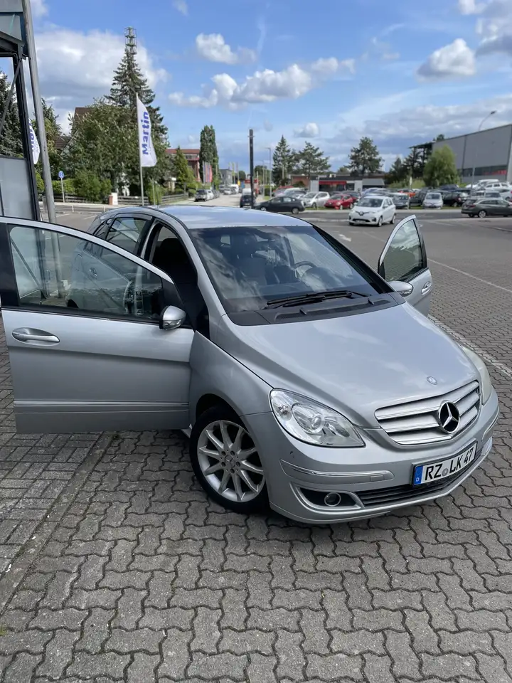 Mercedes-Benz B 170