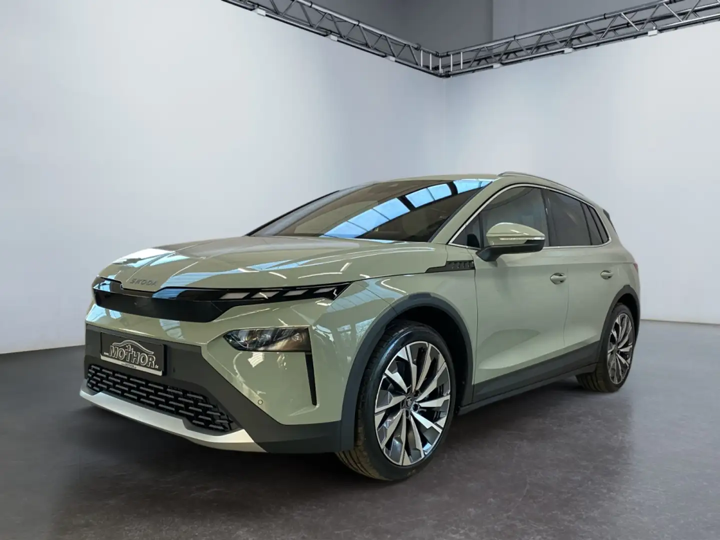 Skoda Elroq 85 AHK schwenkbar, Navi, Kessy, LED Verde - 2