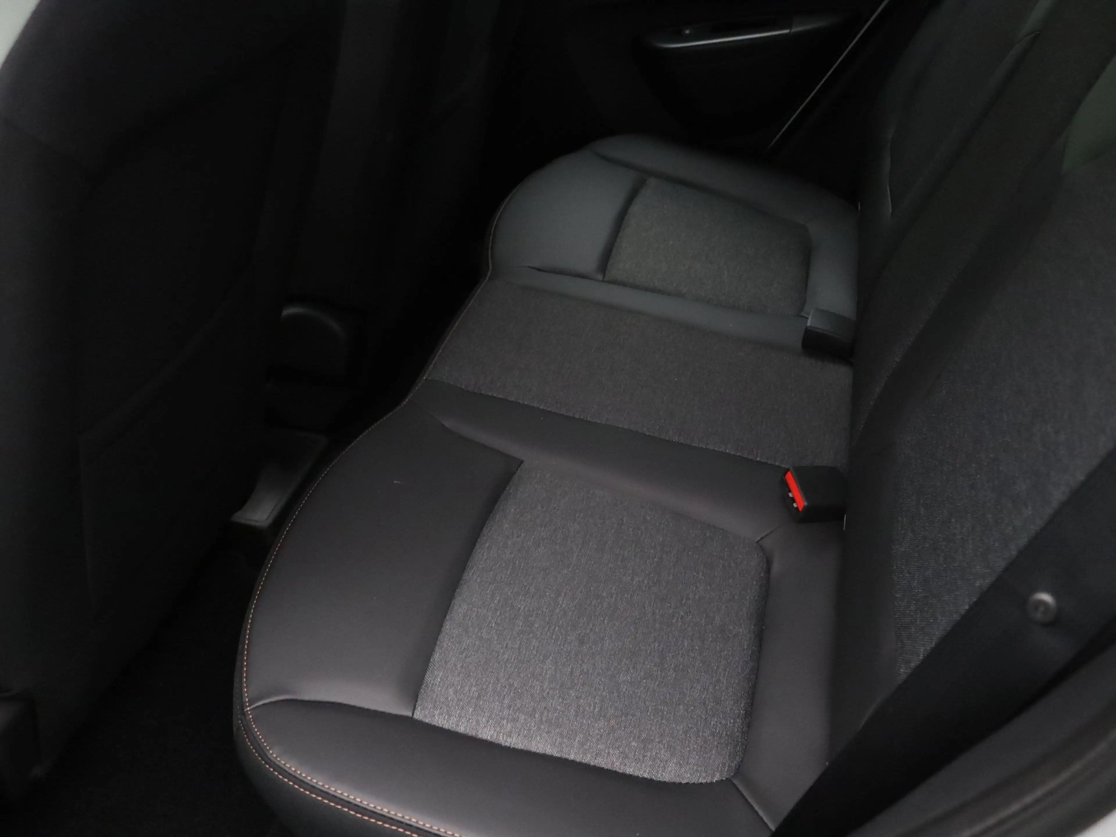 Dacia Spring Extreme 100 24.3 kWh — photo 18