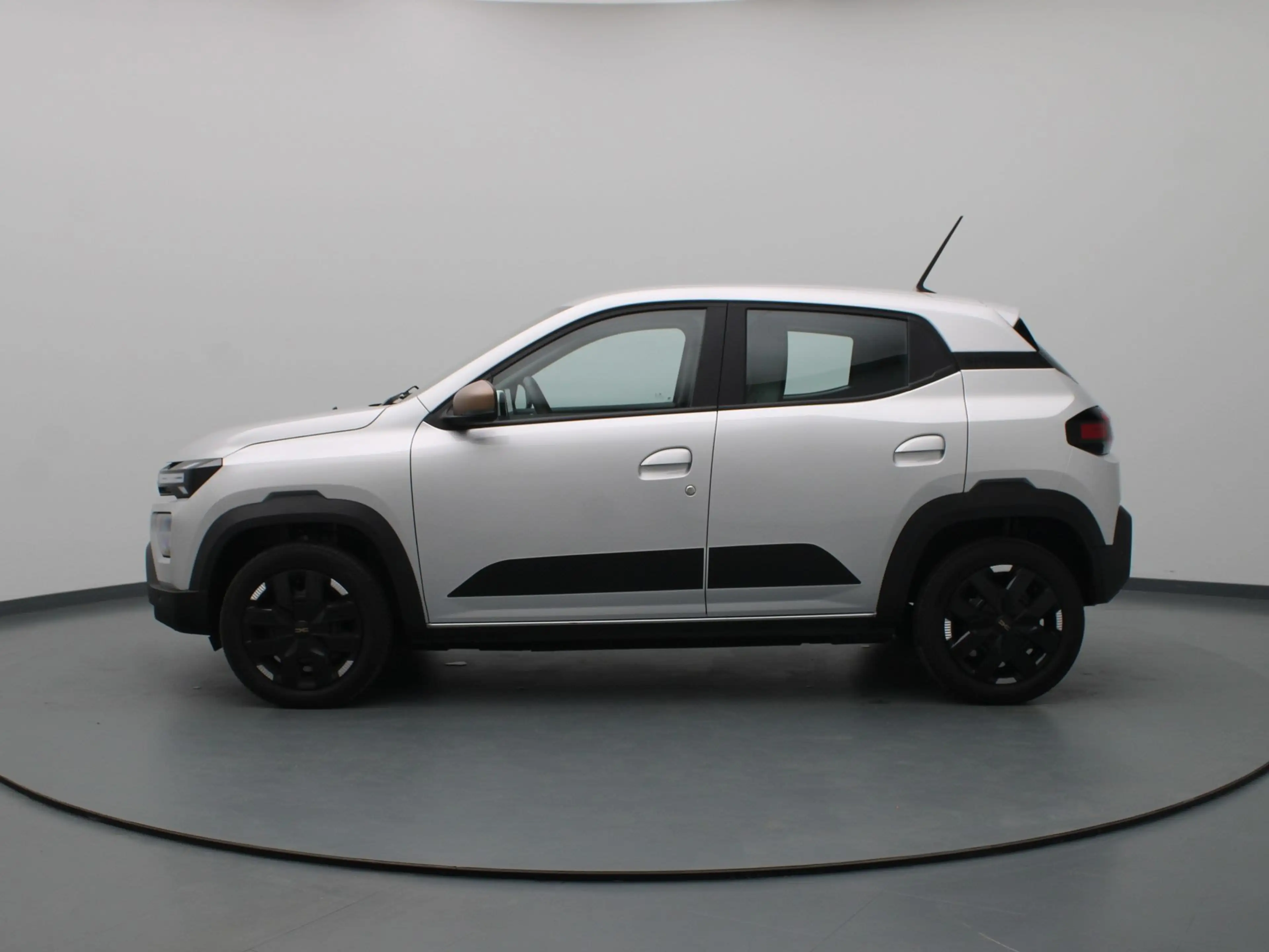 Dacia Spring Extreme 100 24.3 kWh — photo 22