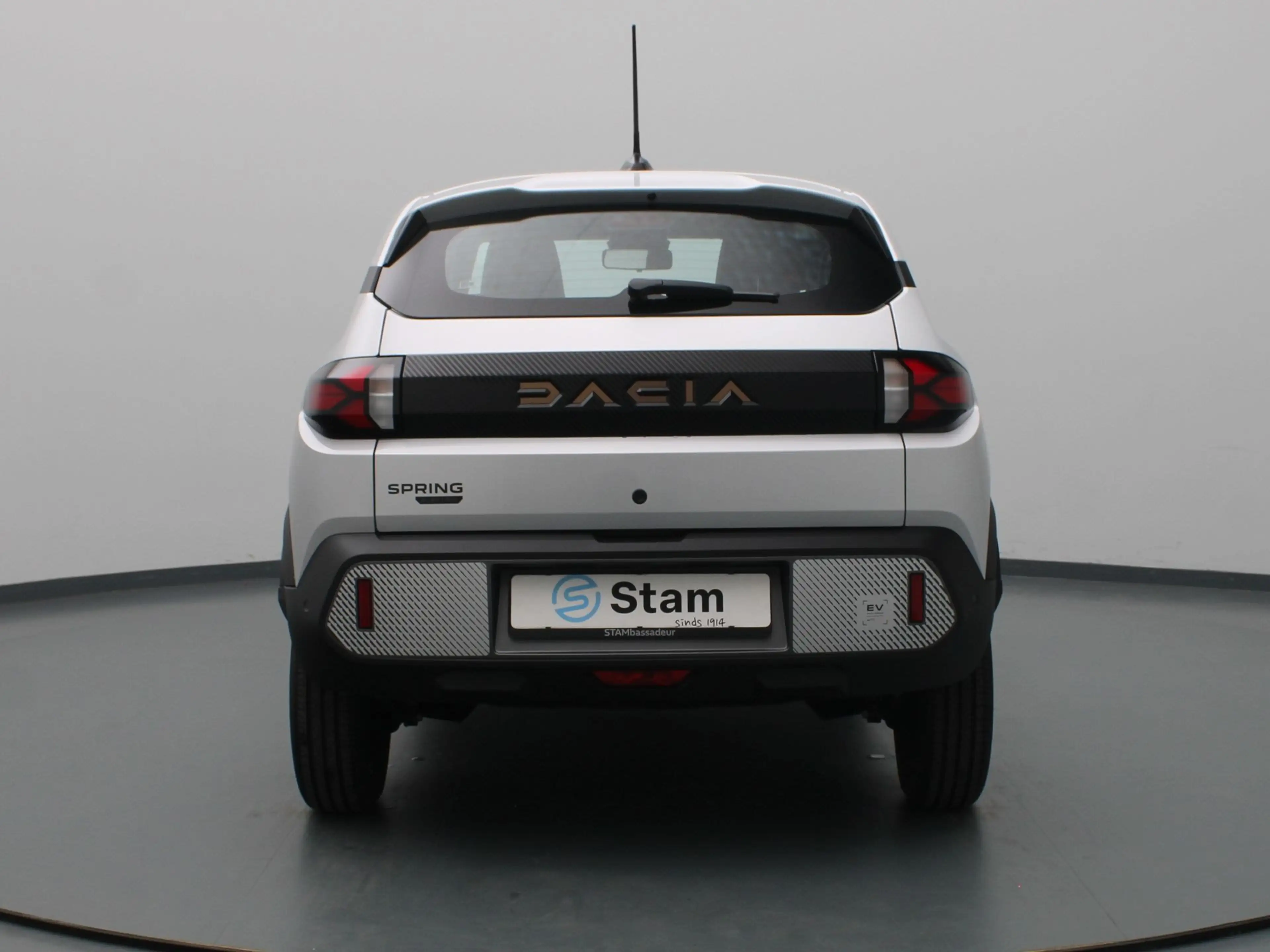 Dacia Spring Extreme 100 24.3 kWh — photo 25