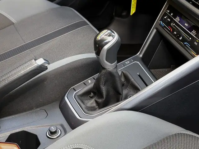 Volkswagen Polo view 11