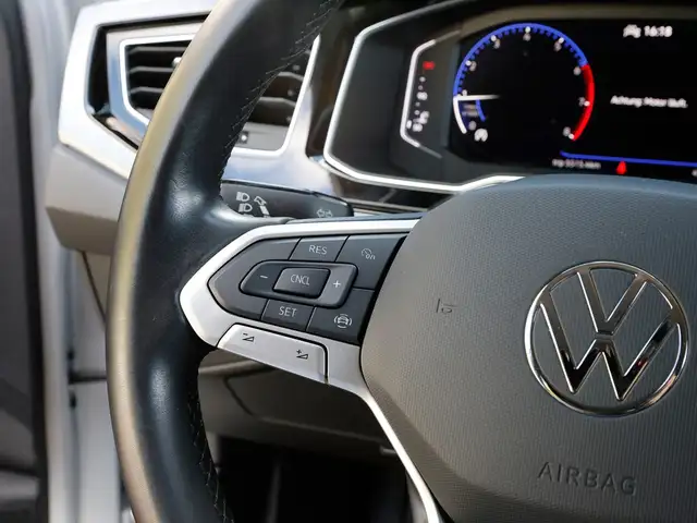 Volkswagen Polo view 18