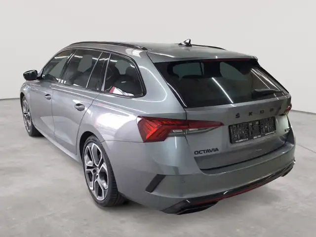 Skoda Octavia view 5