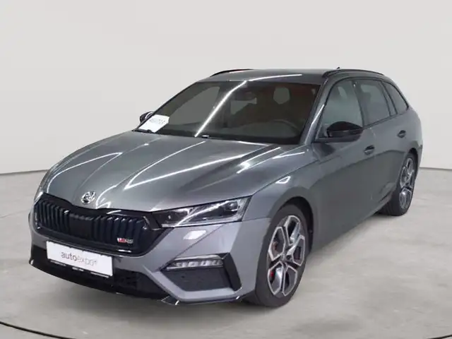 Skoda Octavia view 2
