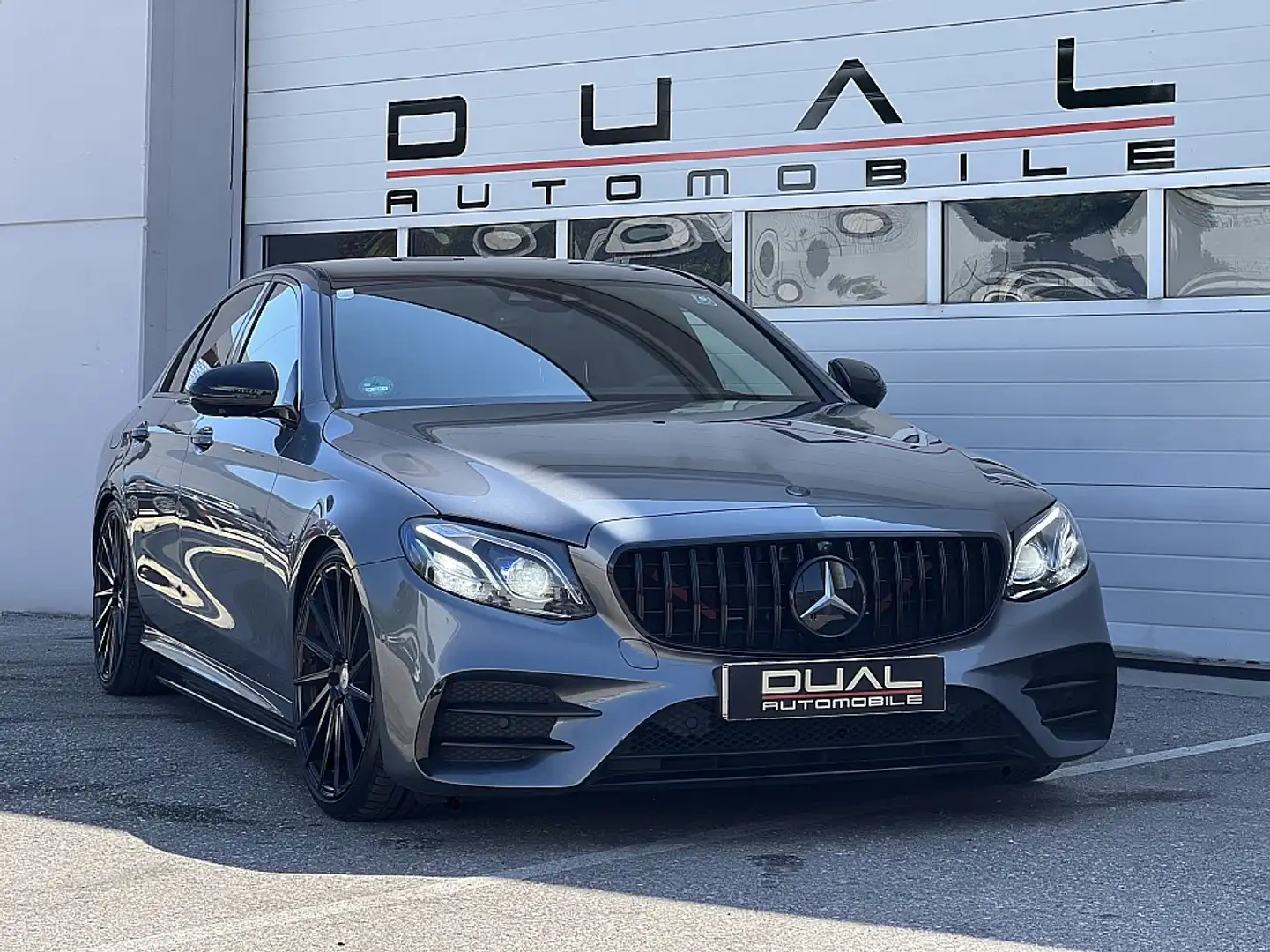 Mercedes-Benz E 220 d  Aut.|AMG-PAKET|LED|360*|DISTRONIC Gris - 2