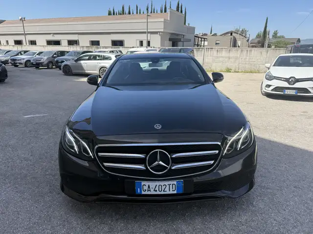 Mercedes-Benz E 200 E 200 d Premium auto