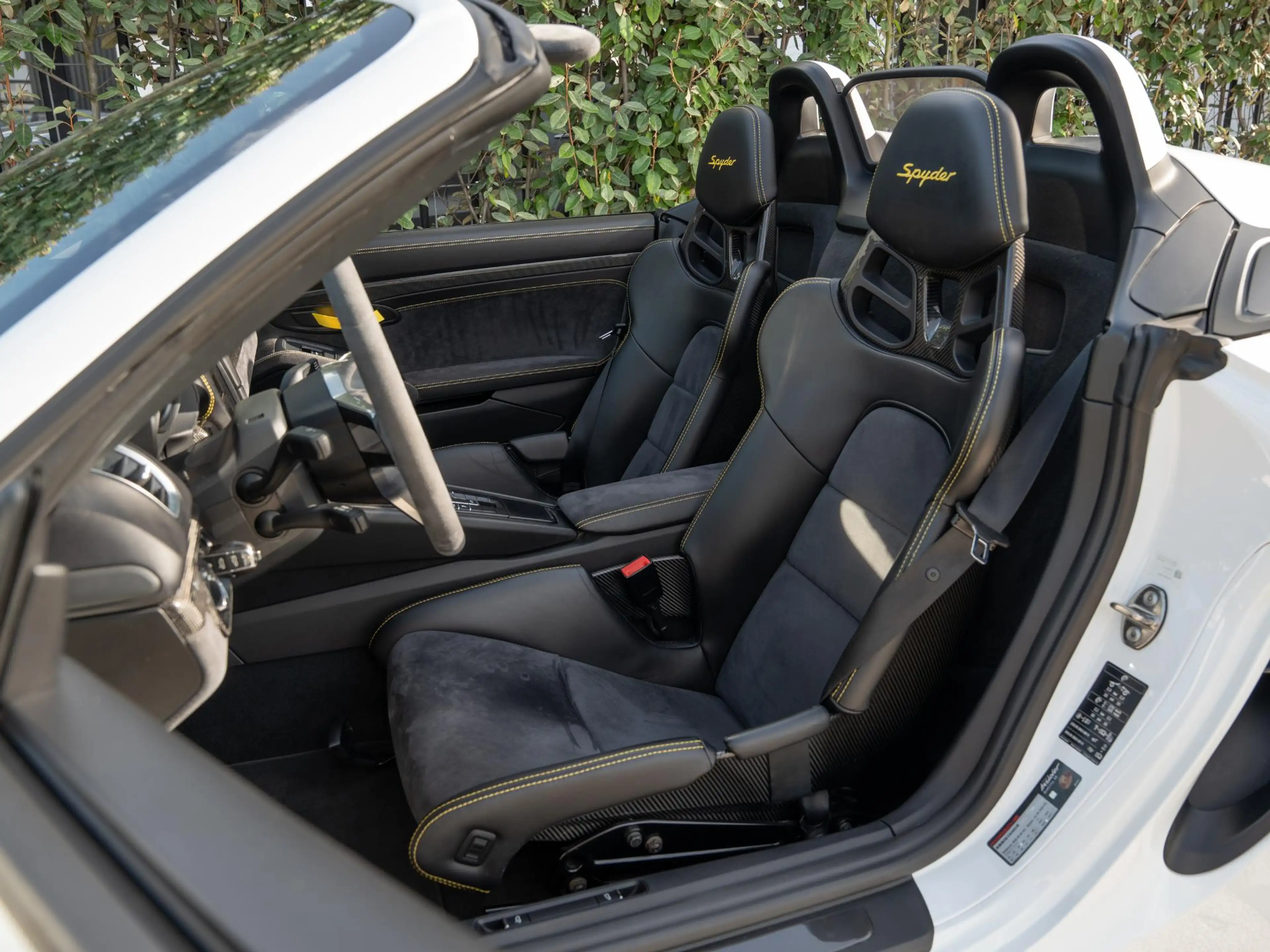 Porsche Boxster Spyder 3.8 — photo 10