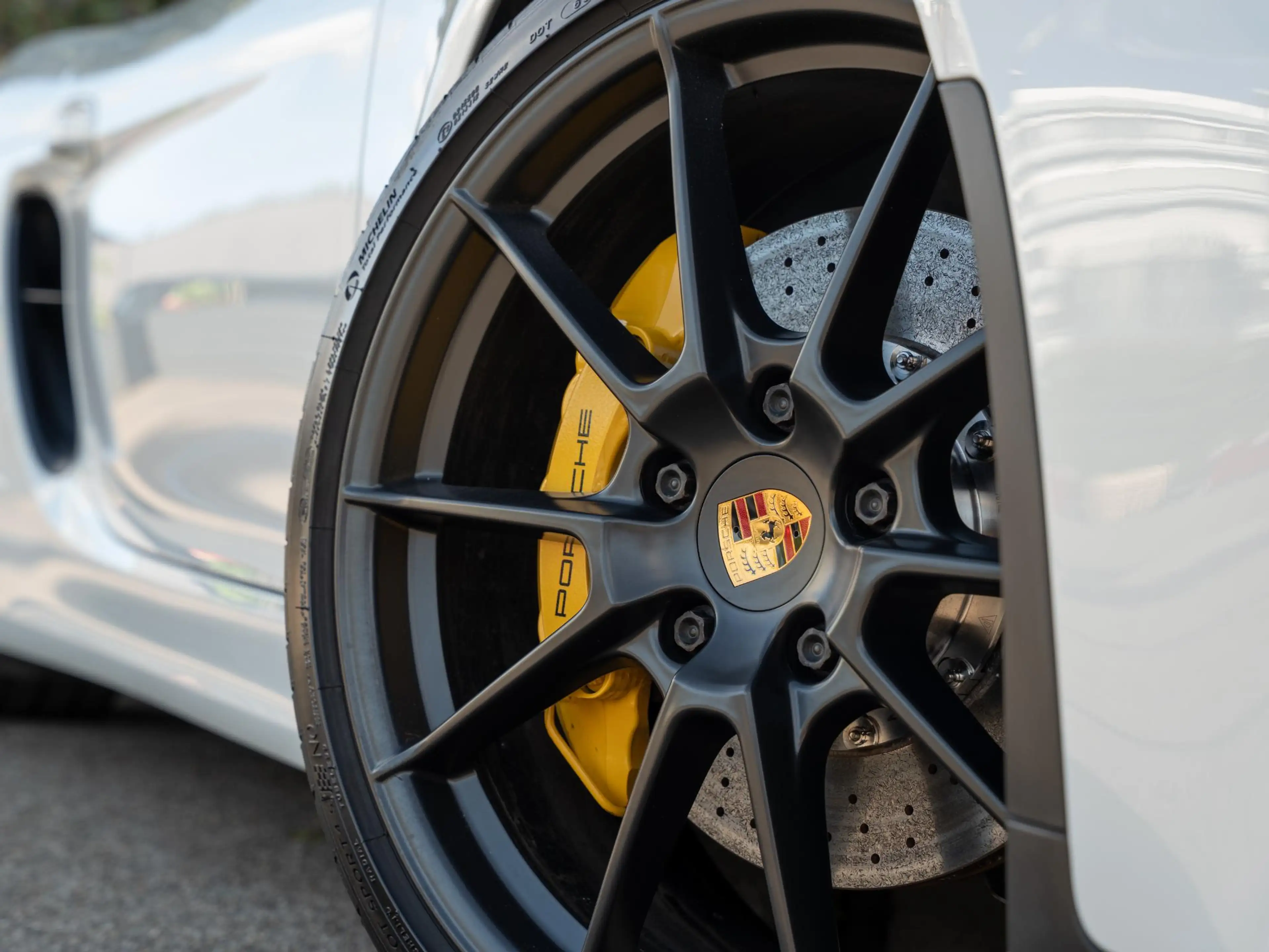 Porsche Boxster Spyder 3.8 — photo 21