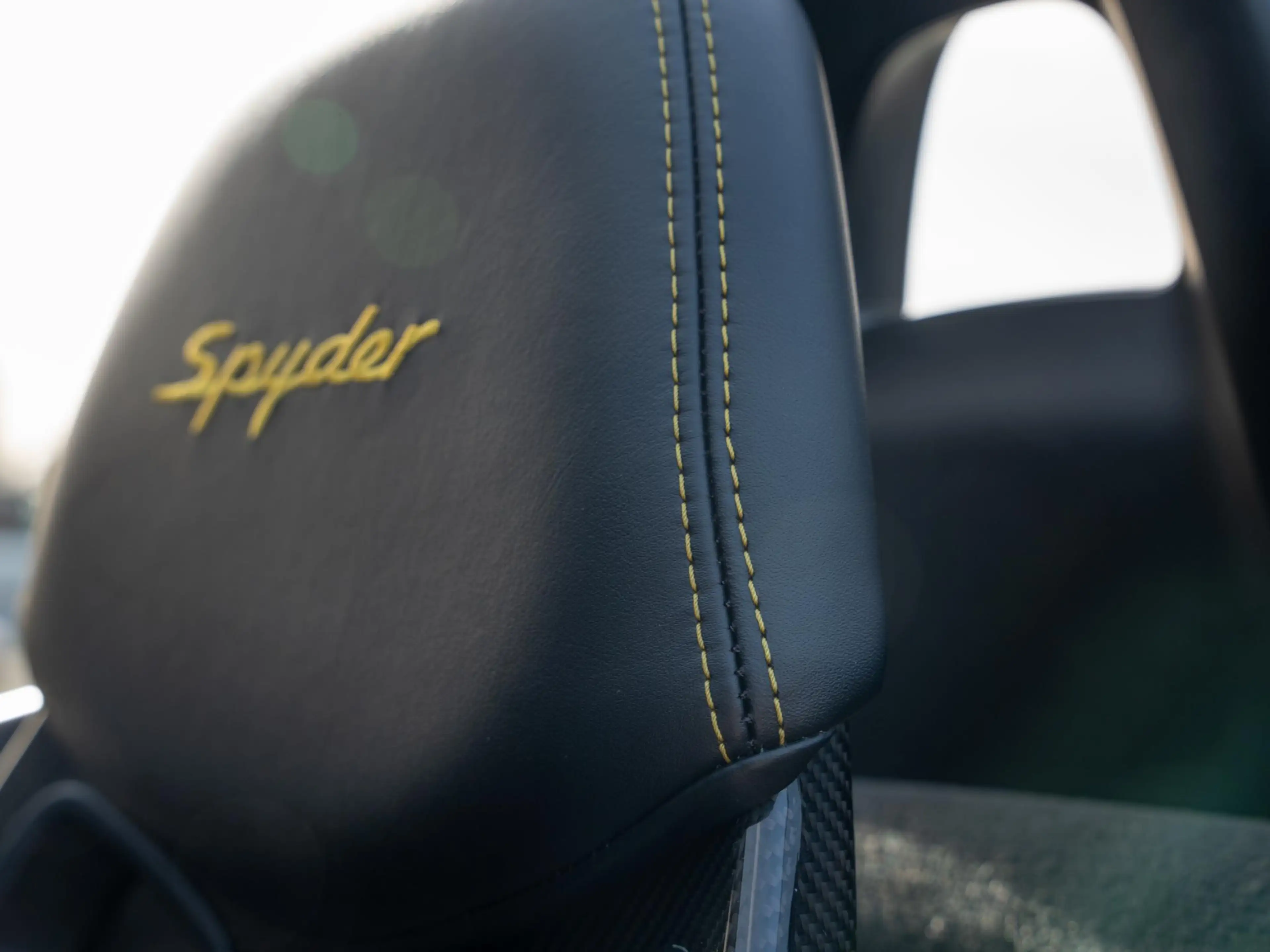 Porsche Boxster Spyder 3.8 — photo 49