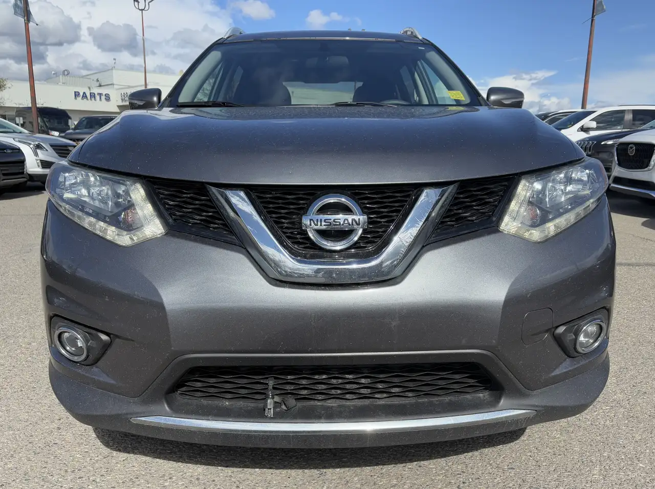 Nissan Rogue снимка Nissan Rogue