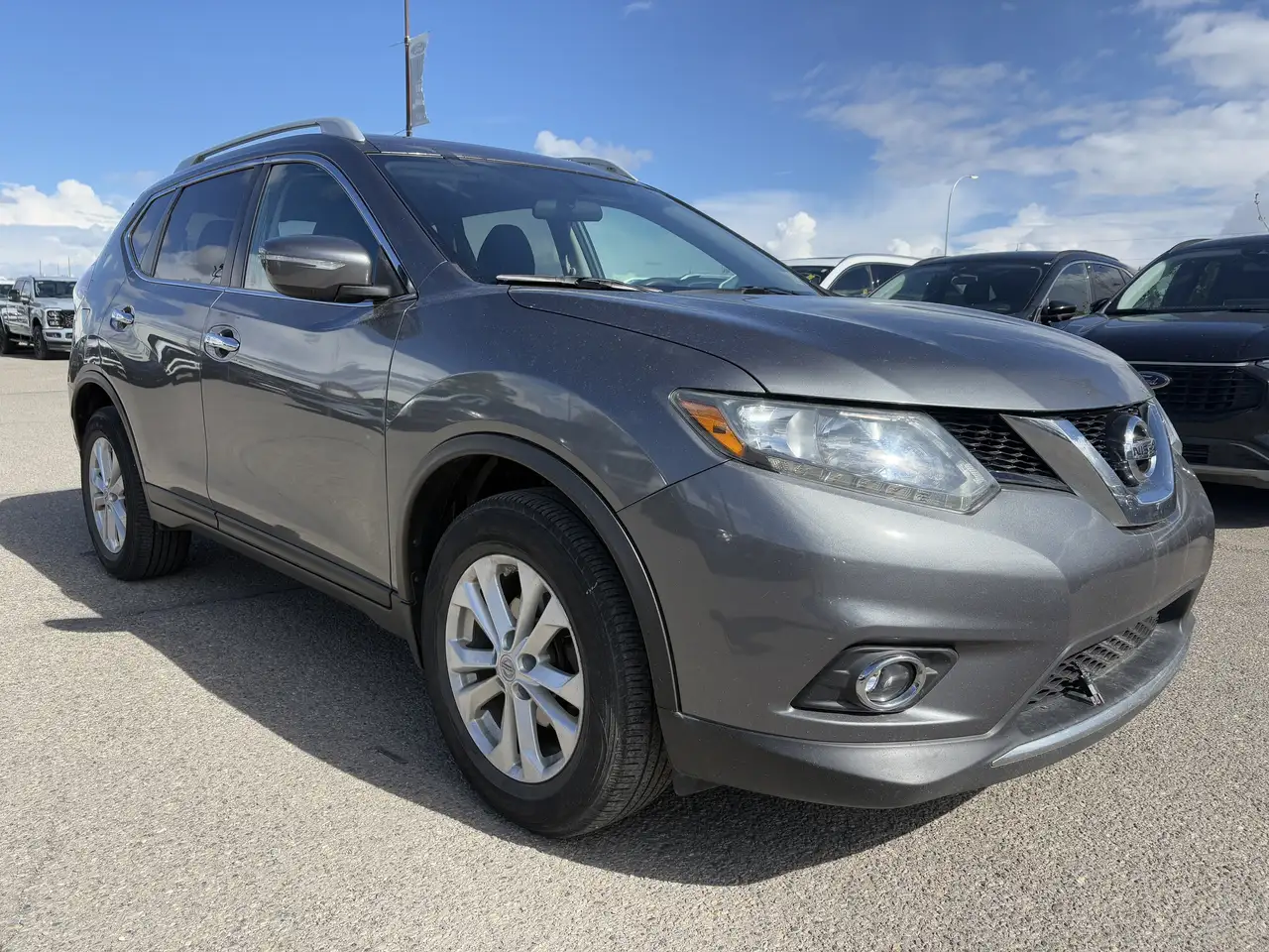 Nissan Rogue снимка Nissan Rogue
