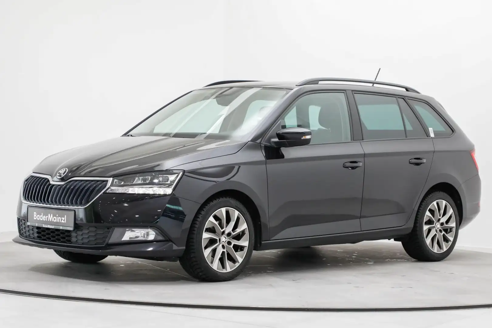 Skoda Fabia Combi 1.0 TSI Ambition PDC SHZ LED CarPlay Schwarz - 2