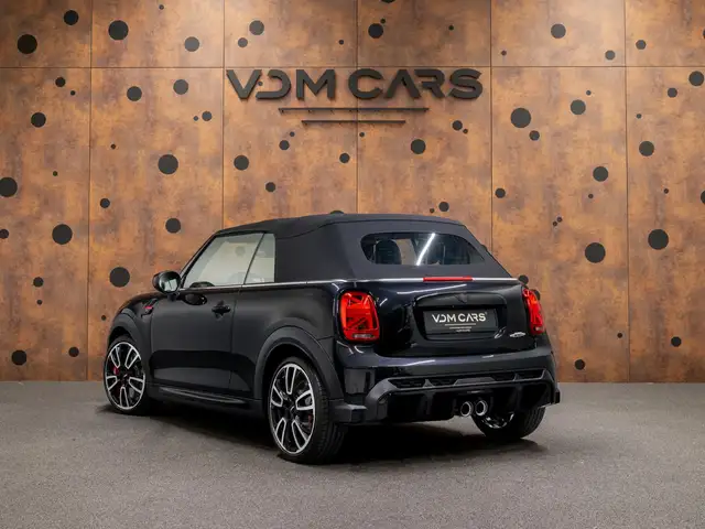 Mini Cooper view 9