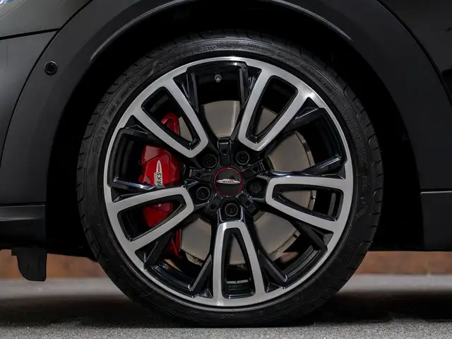 Mini Cooper view 15