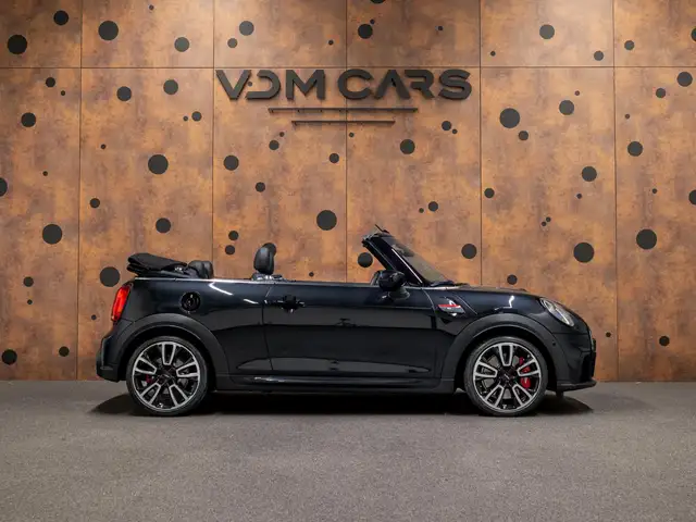 Mini Cooper view 6