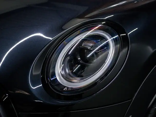 Mini Cooper view 12