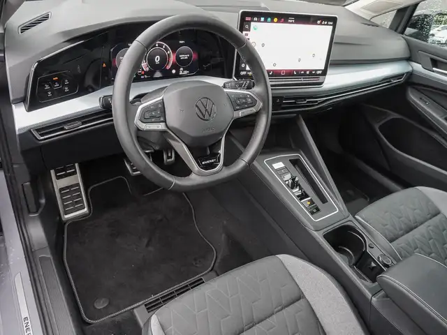 Volkswagen Golf view 9