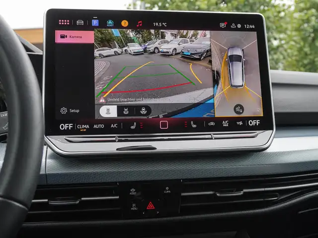 Volkswagen Golf view 13