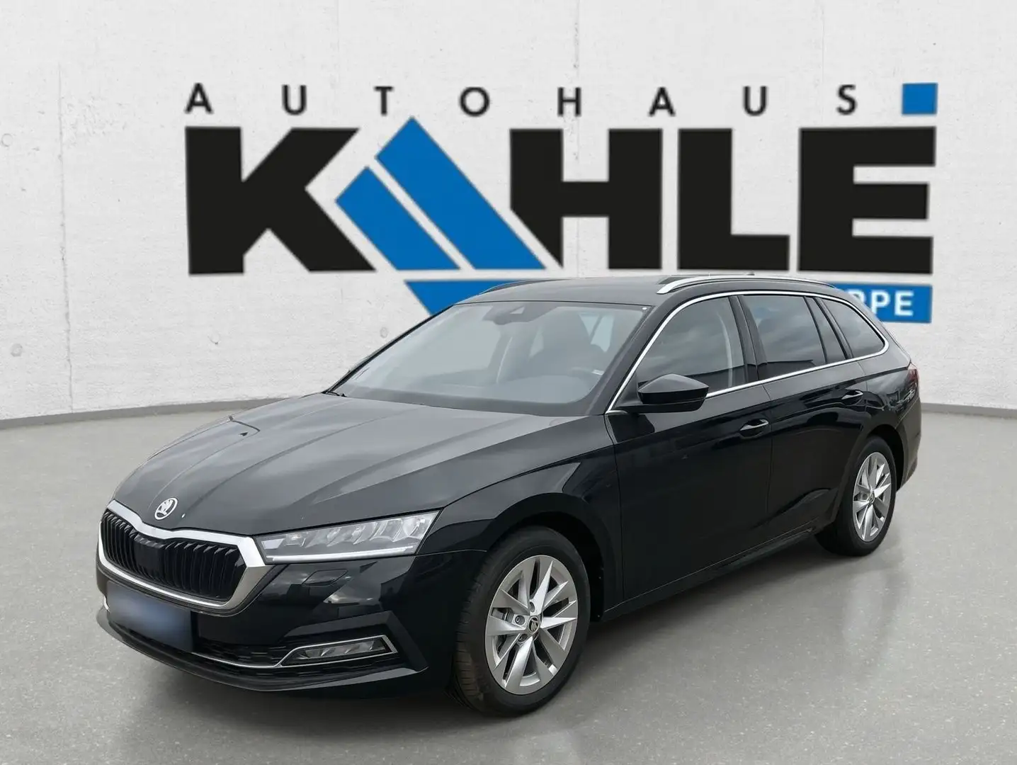 Skoda Octavia Combi 1.5 TSI e-TEC DSG Style. LED. Kamera. Kessy. Schwarz - 1