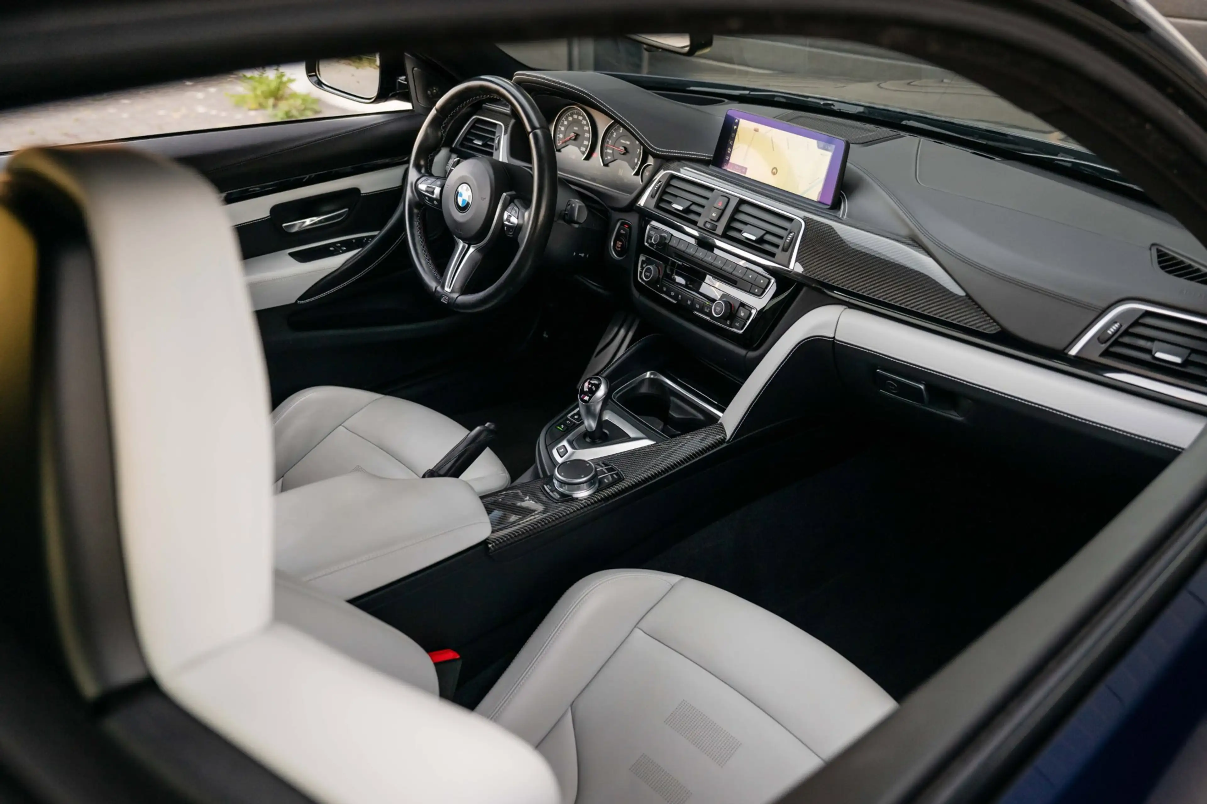 BMW M4 Coupe F82 LCI Carbon|HuD|Keyless|Harman-Kardon|360 — photo 31