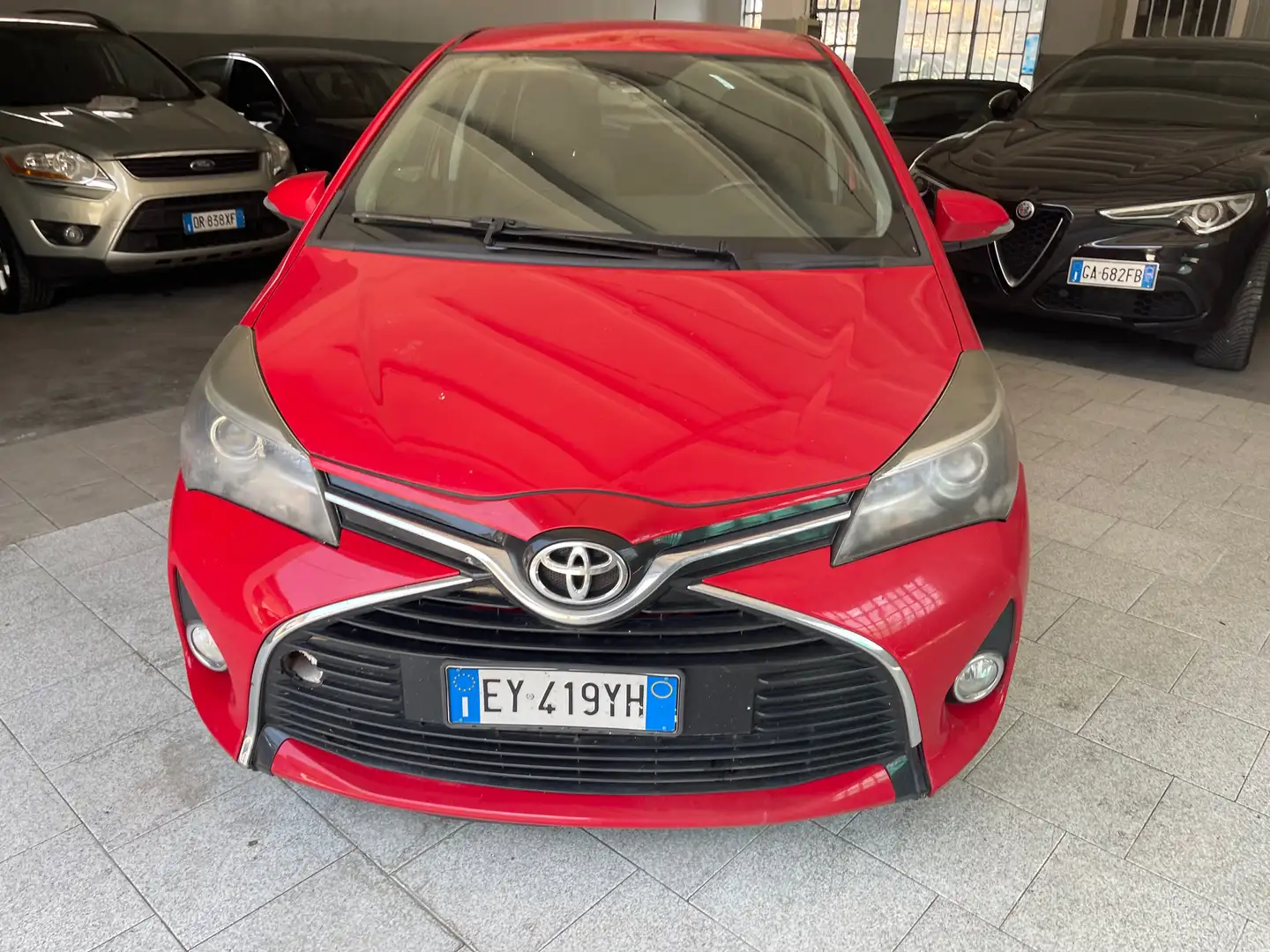 Toyota Yaris Yaris 5p 1.4 d-4d Active Rosso - 2