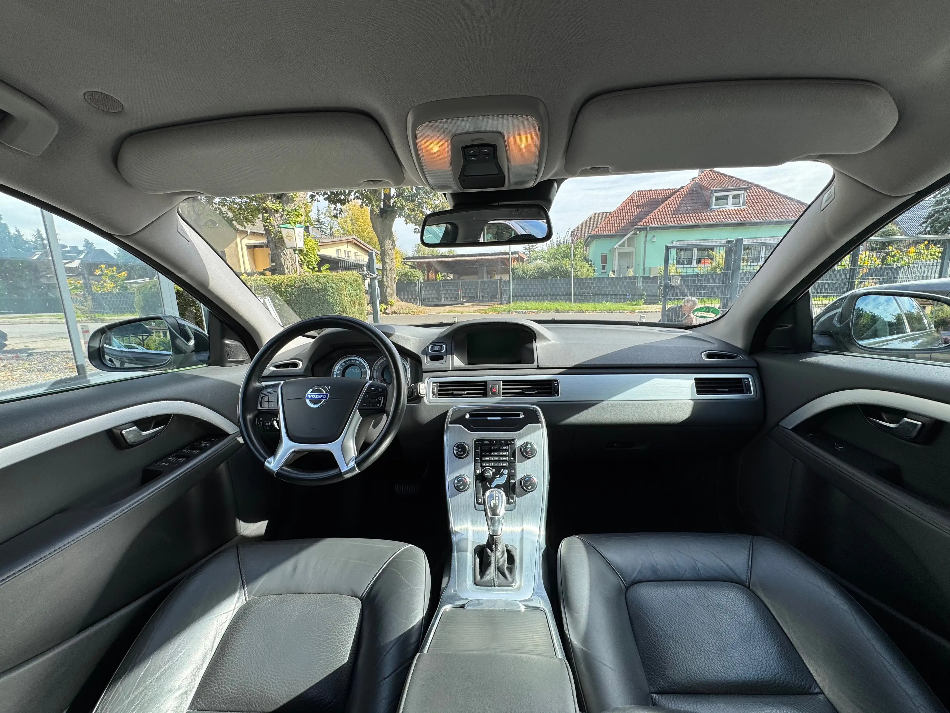 Volvo V70 Edition PRO — photo 12