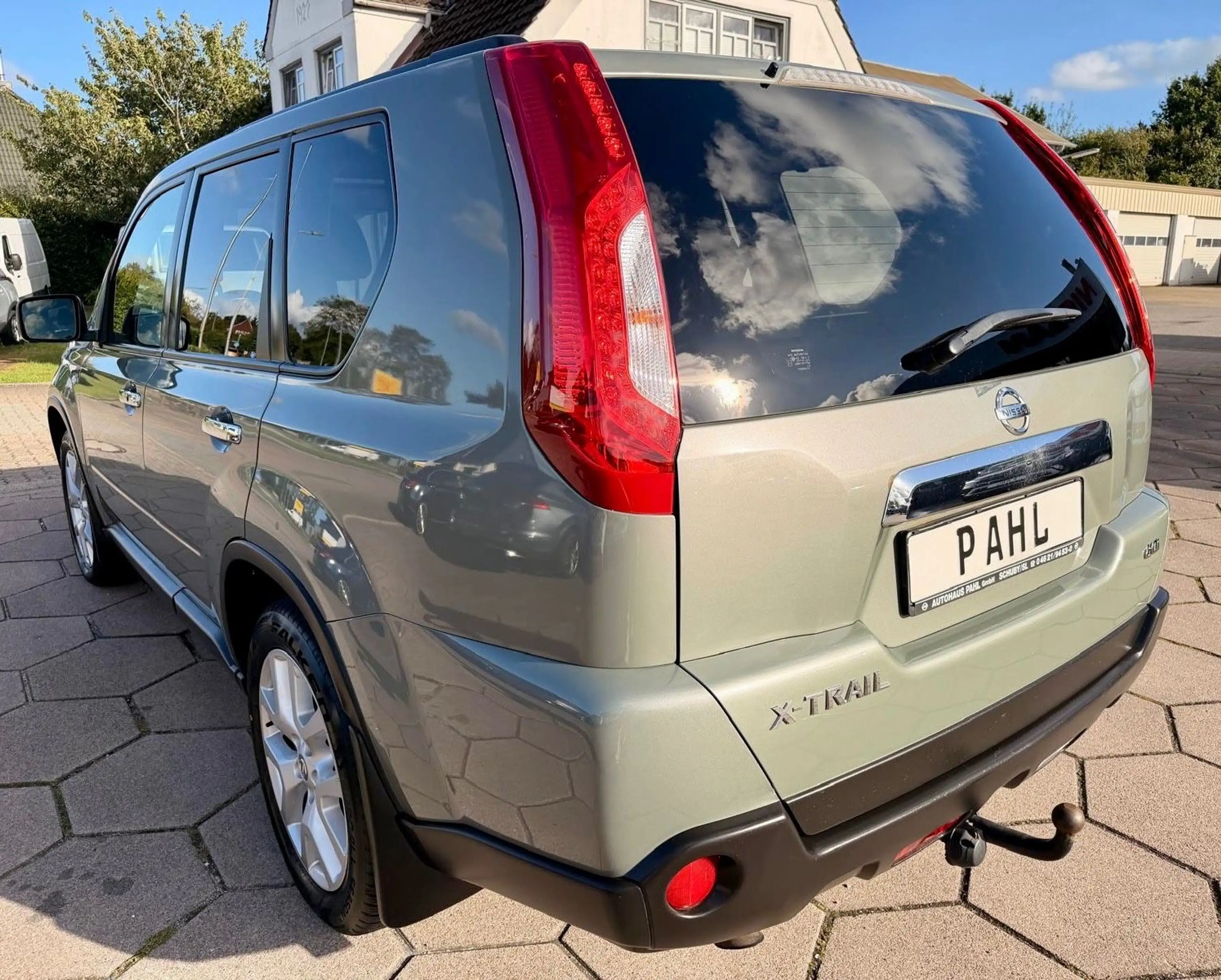 Nissan X-Trail 2.0 dCi Aut. 4x4 I-Way PANO AHK 360 NAVI — photo 9