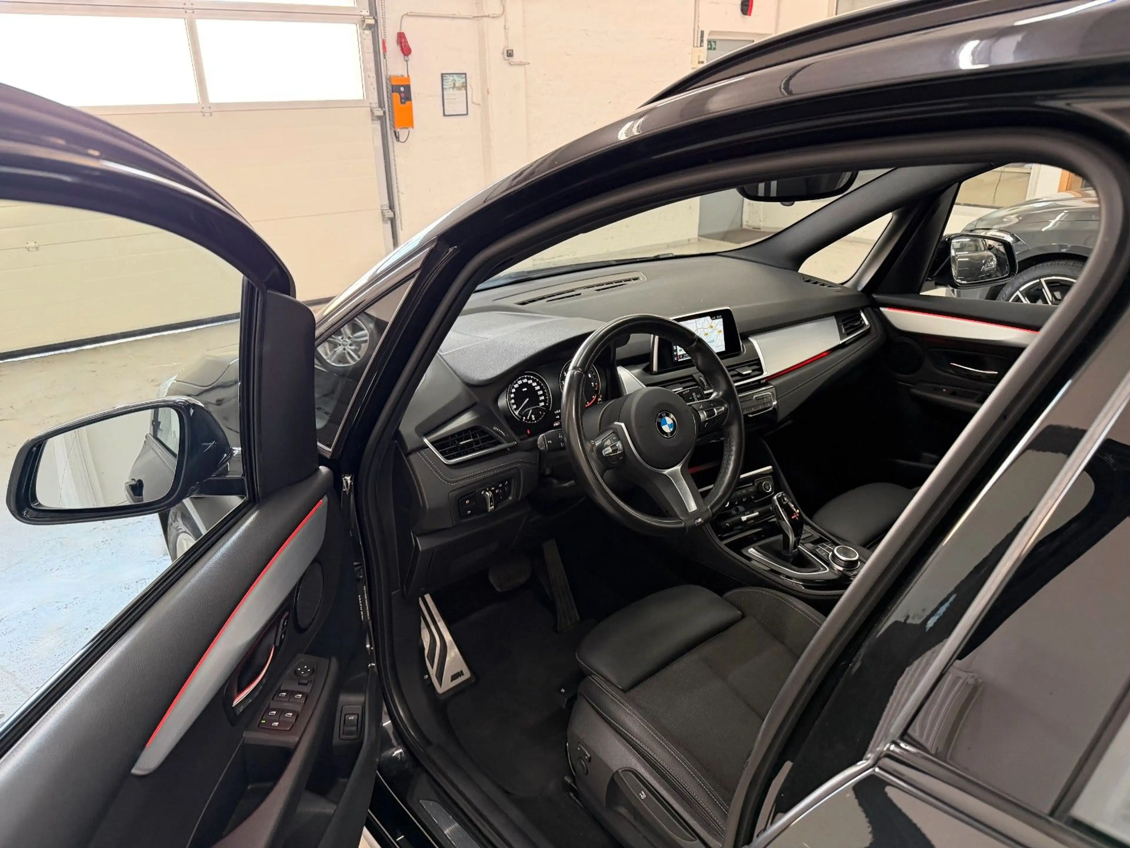 BMW 218 218i Aut. M Sport Navi T-Leder Sitzh. LED — photo 7