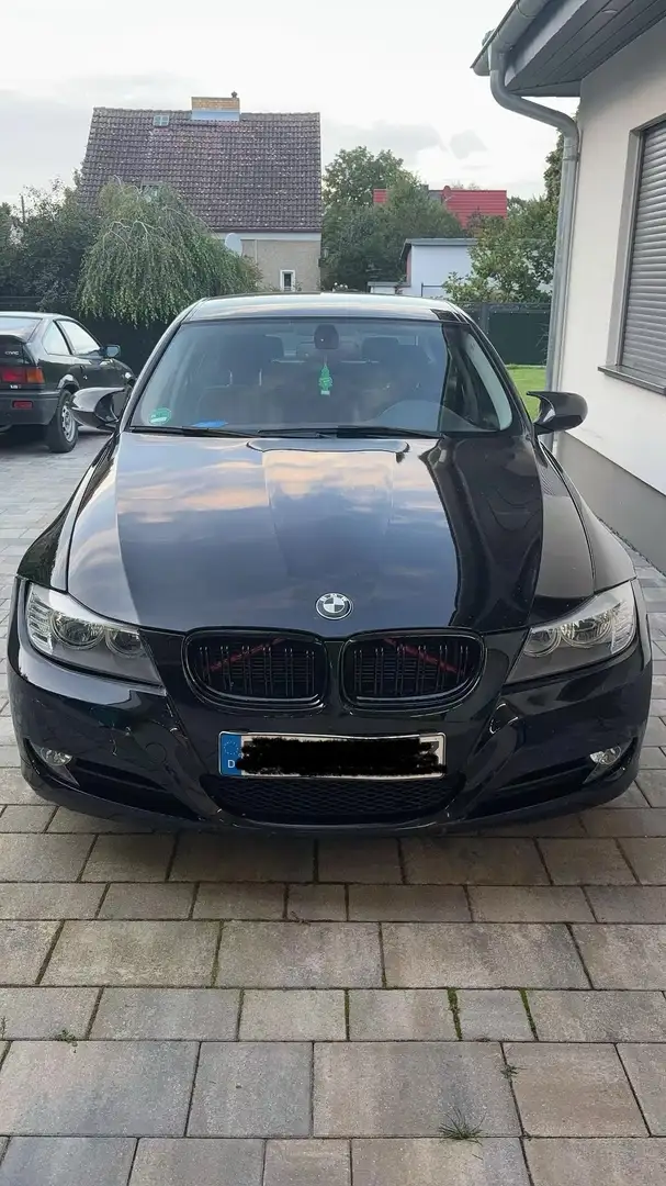 BMW 318 318i Facelift Černá - 1