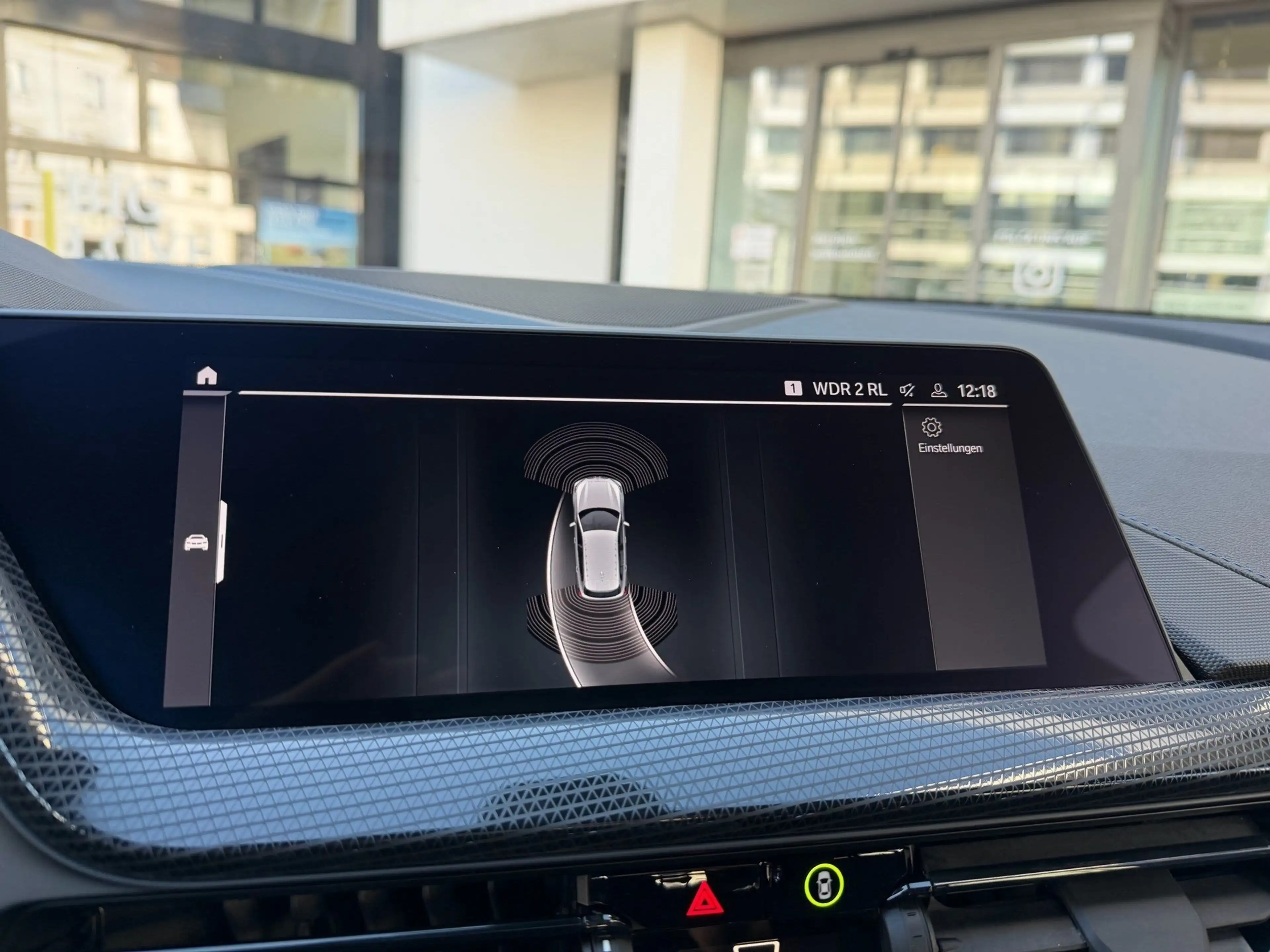 BMW 118 i M Sport LED Aut. LC Prof. Navi PDC DAB Lhz — photo 9