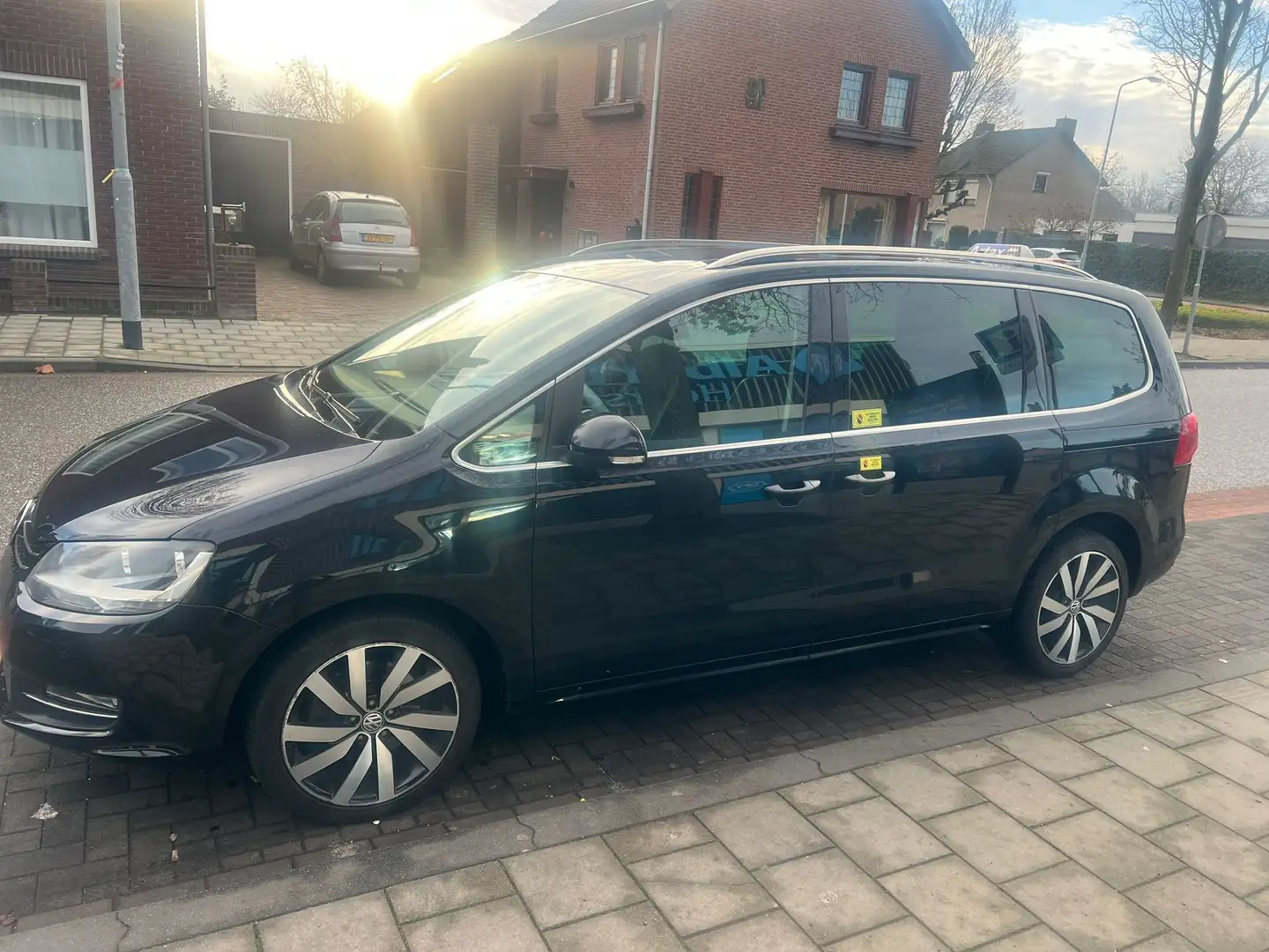 Volkswagen Sharan Zwart - 2