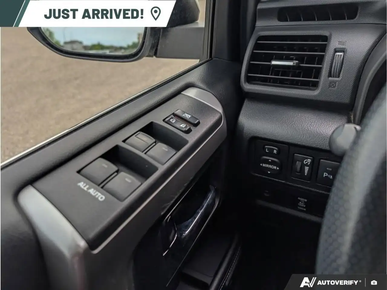 Toyota 4-Runner снимка Toyota 4-Runner