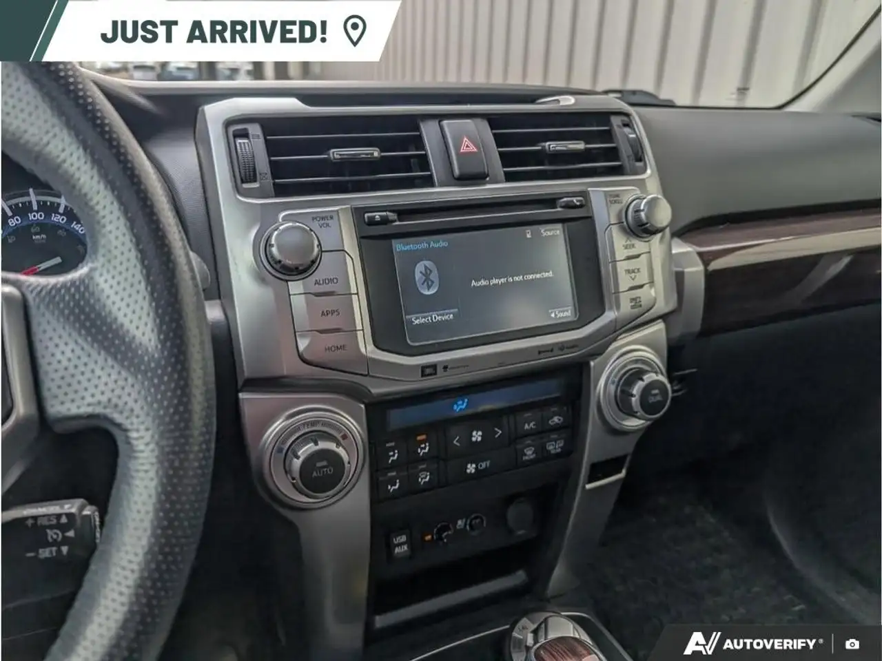 Toyota 4-Runner снимка Toyota 4-Runner