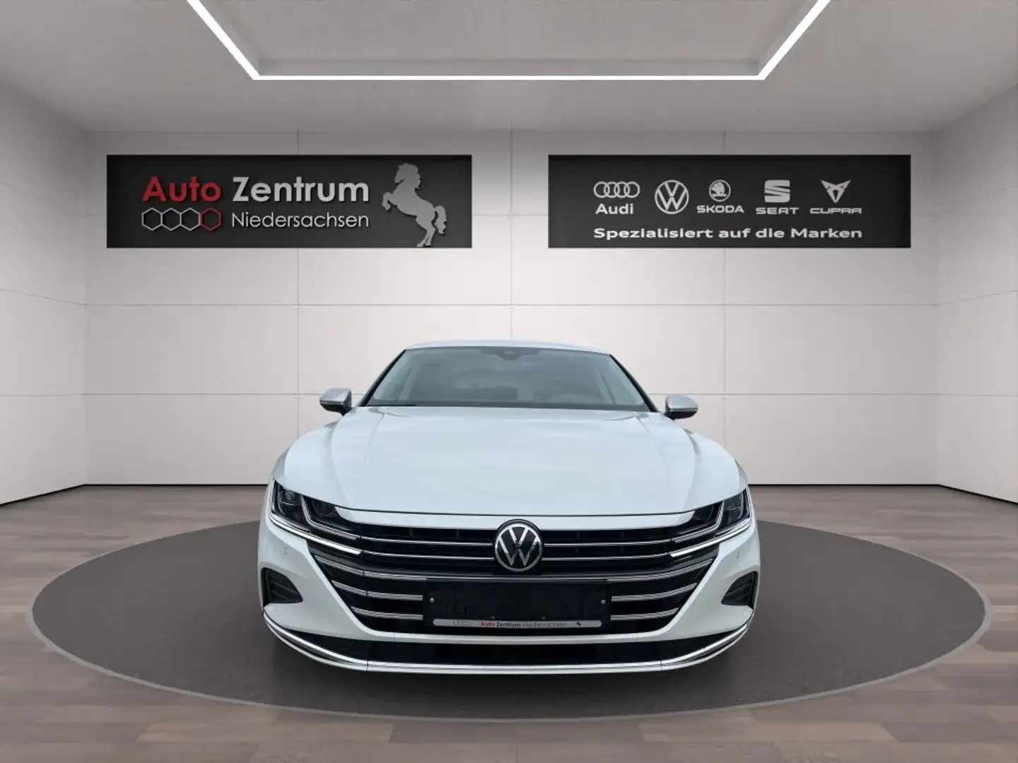 Volkswagen Arteon Shoot Brake 2.0 TDI Elegance CarPlay Massage Virtu Blanc - 2