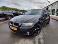 BMW 320 3-serie Touring 320D MANUAL LUXURY LINE FACELIFT! Schwarz - thumbnail 3