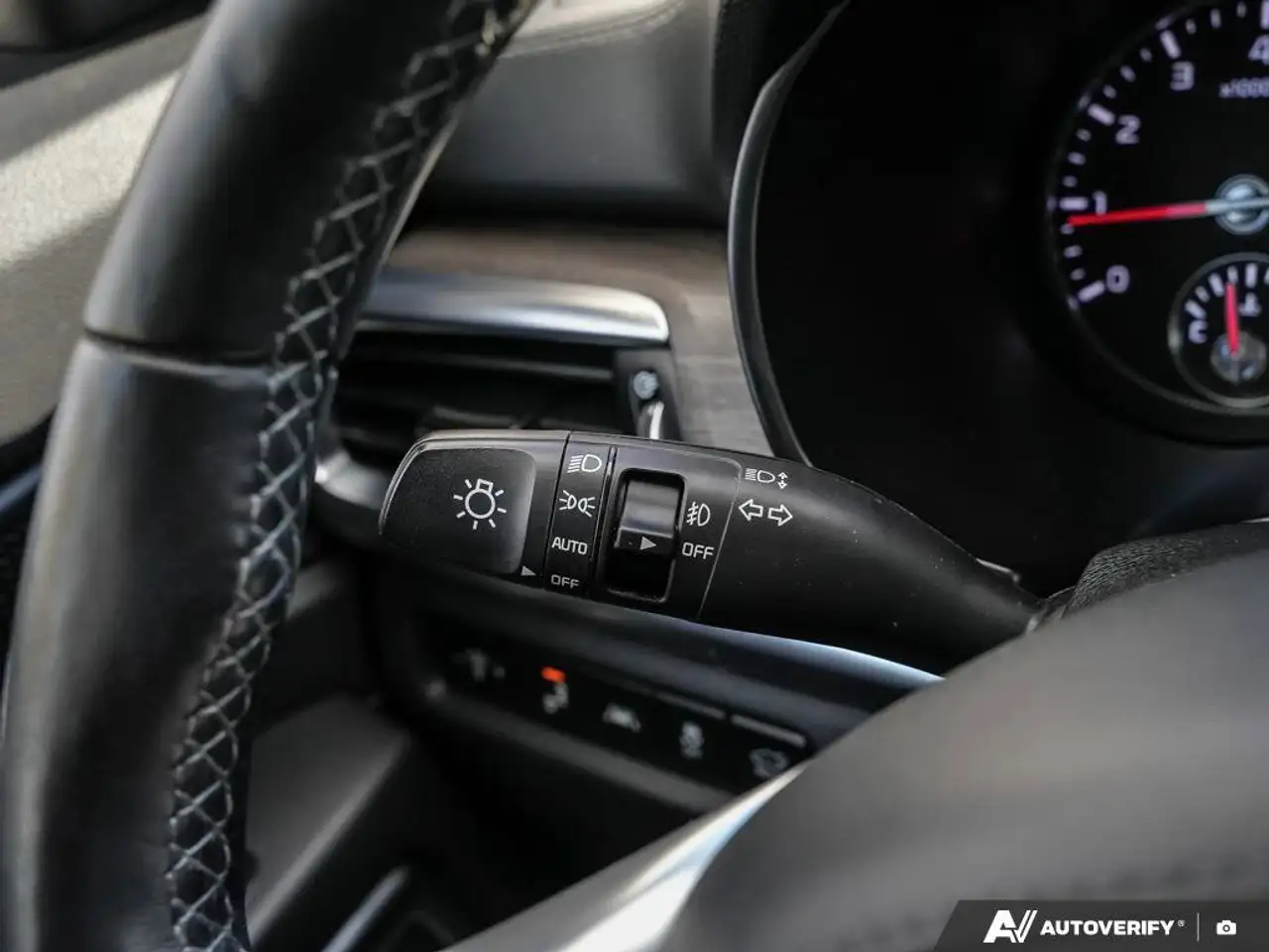 Kia Telluride снимка Kia Telluride