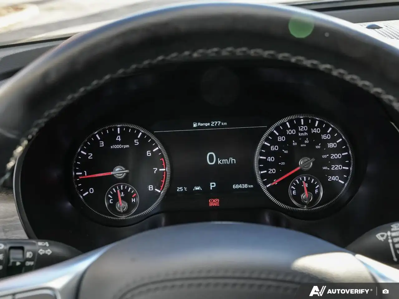 Kia Telluride снимка Kia Telluride