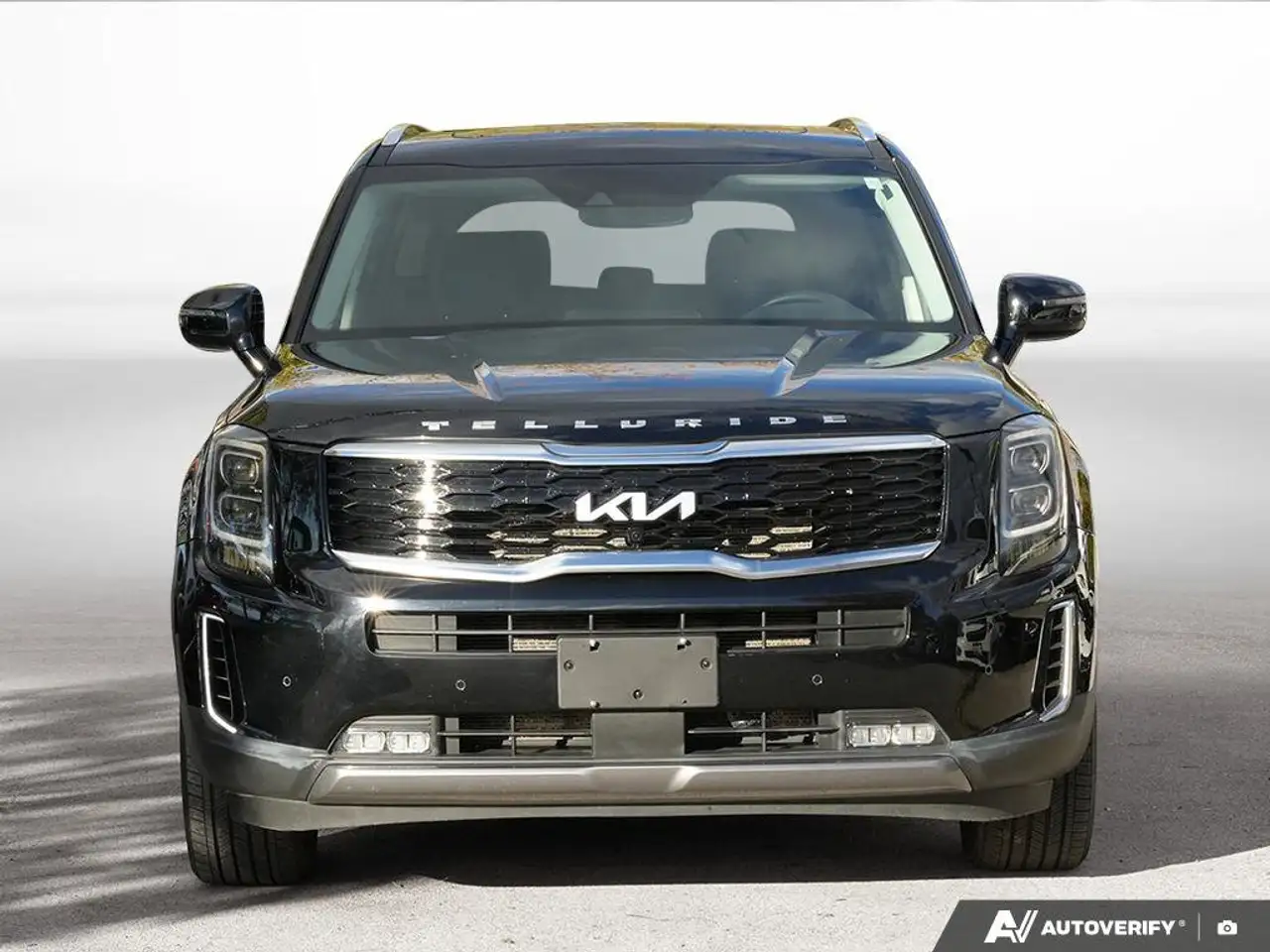 Kia Telluride снимка Kia Telluride