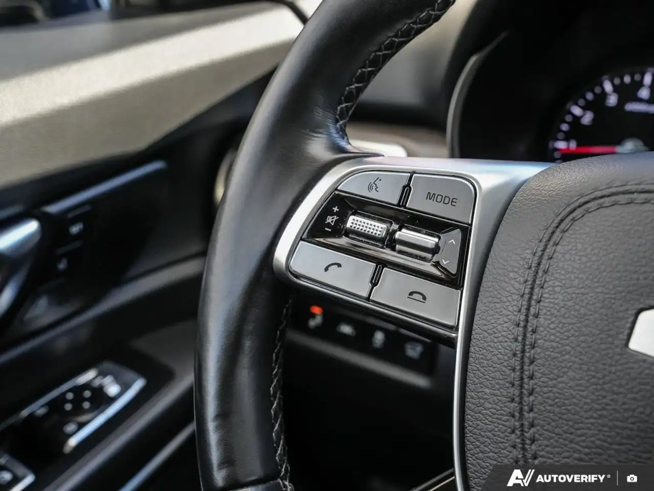 Kia Telluride снимка Kia Telluride