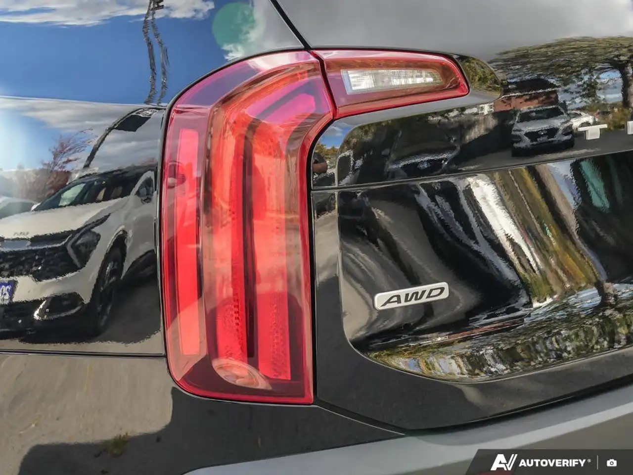 Kia Telluride снимка Kia Telluride