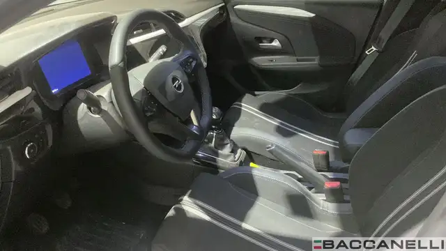 Opel Corsa view 9