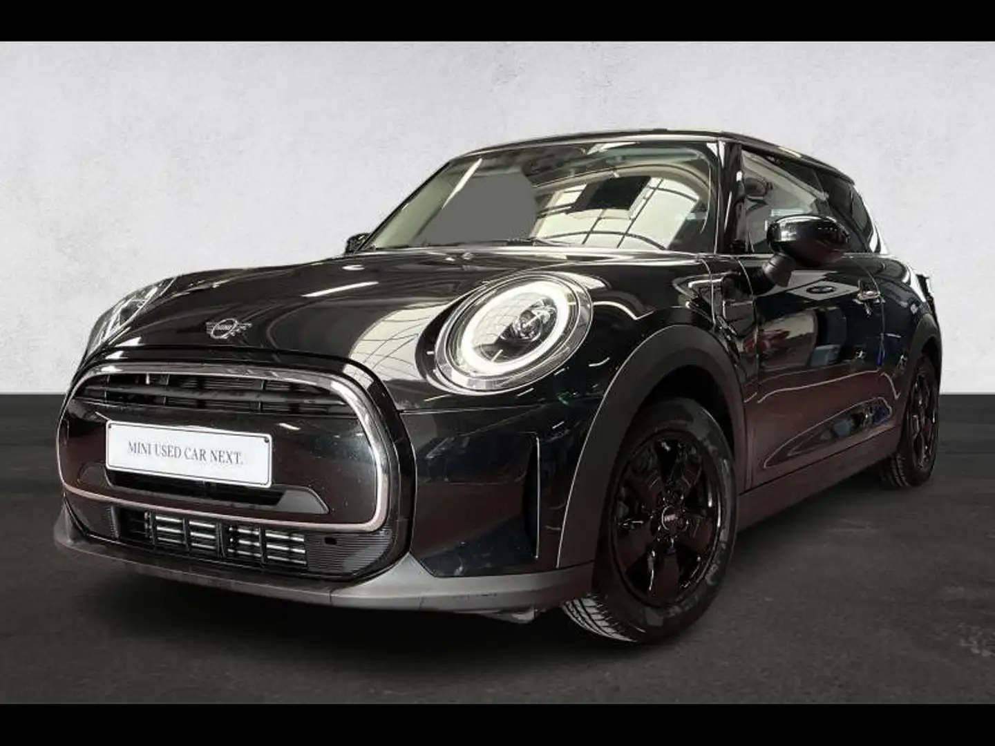MINI Cooper Essential-PDC-Carplay Чорний - 1