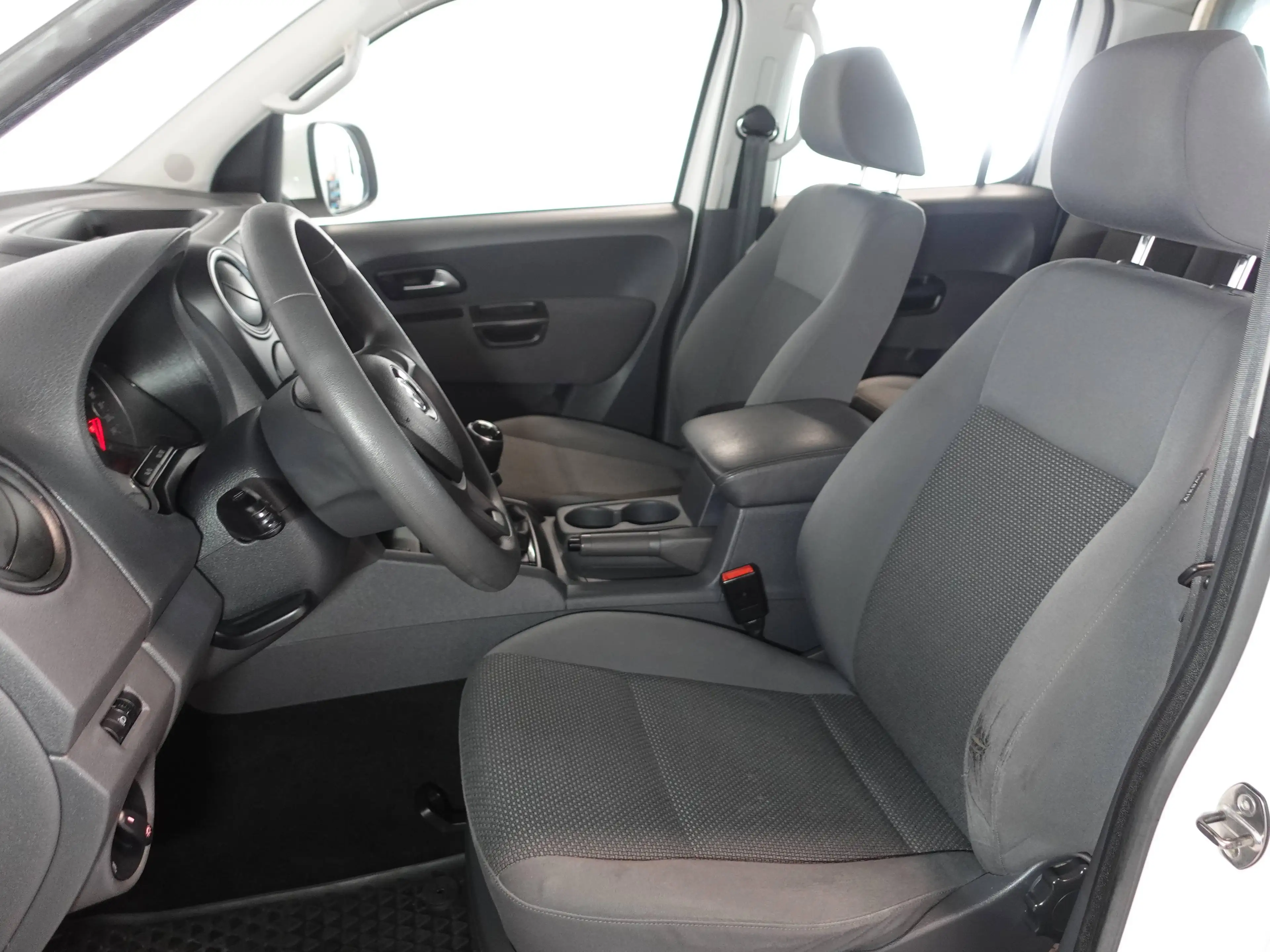 Volkswagen Amarok Trendline DoubleCab 4Motion 1.Hand TÜV Neu — photo 14