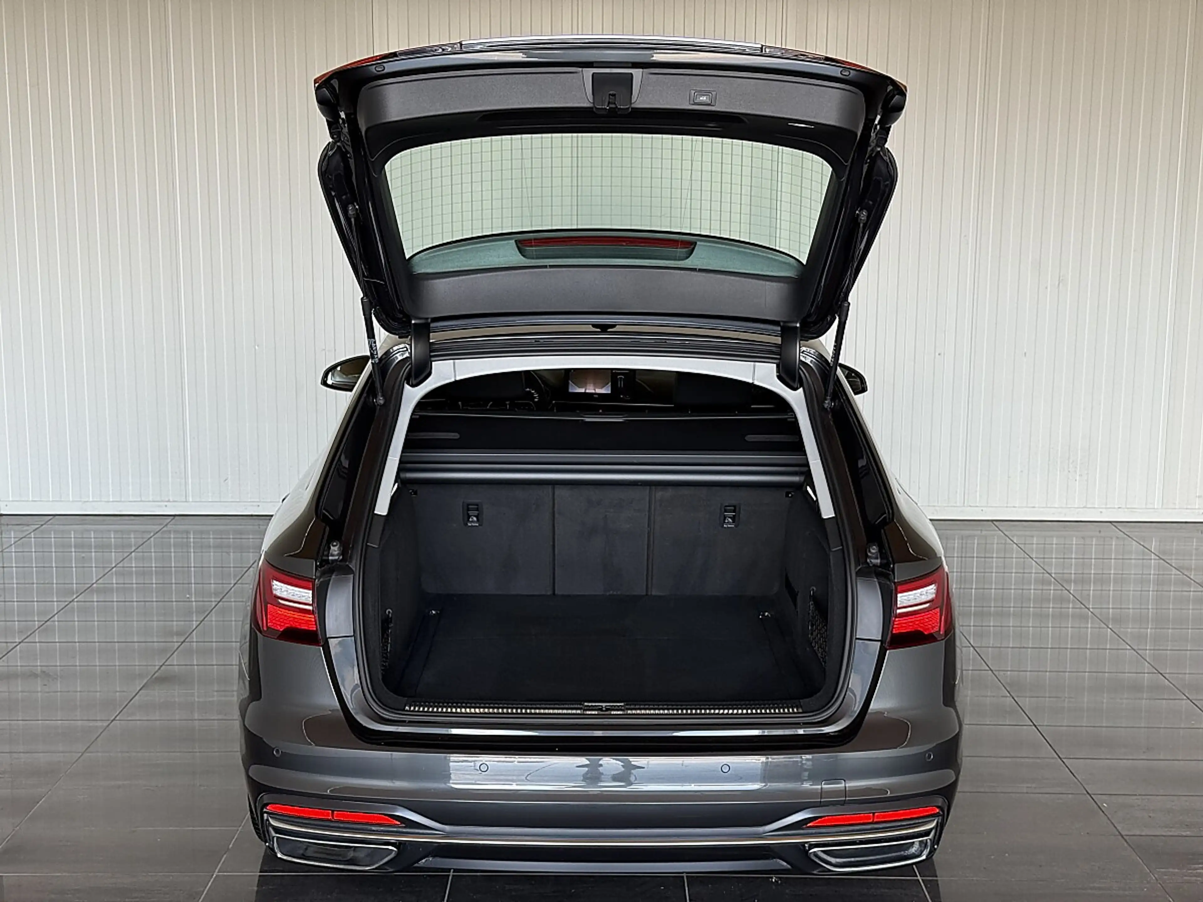 Audi A4 Avant 30 TDI advanced KAMERA*SPORTSITZE*1.BESITZ — photo 7