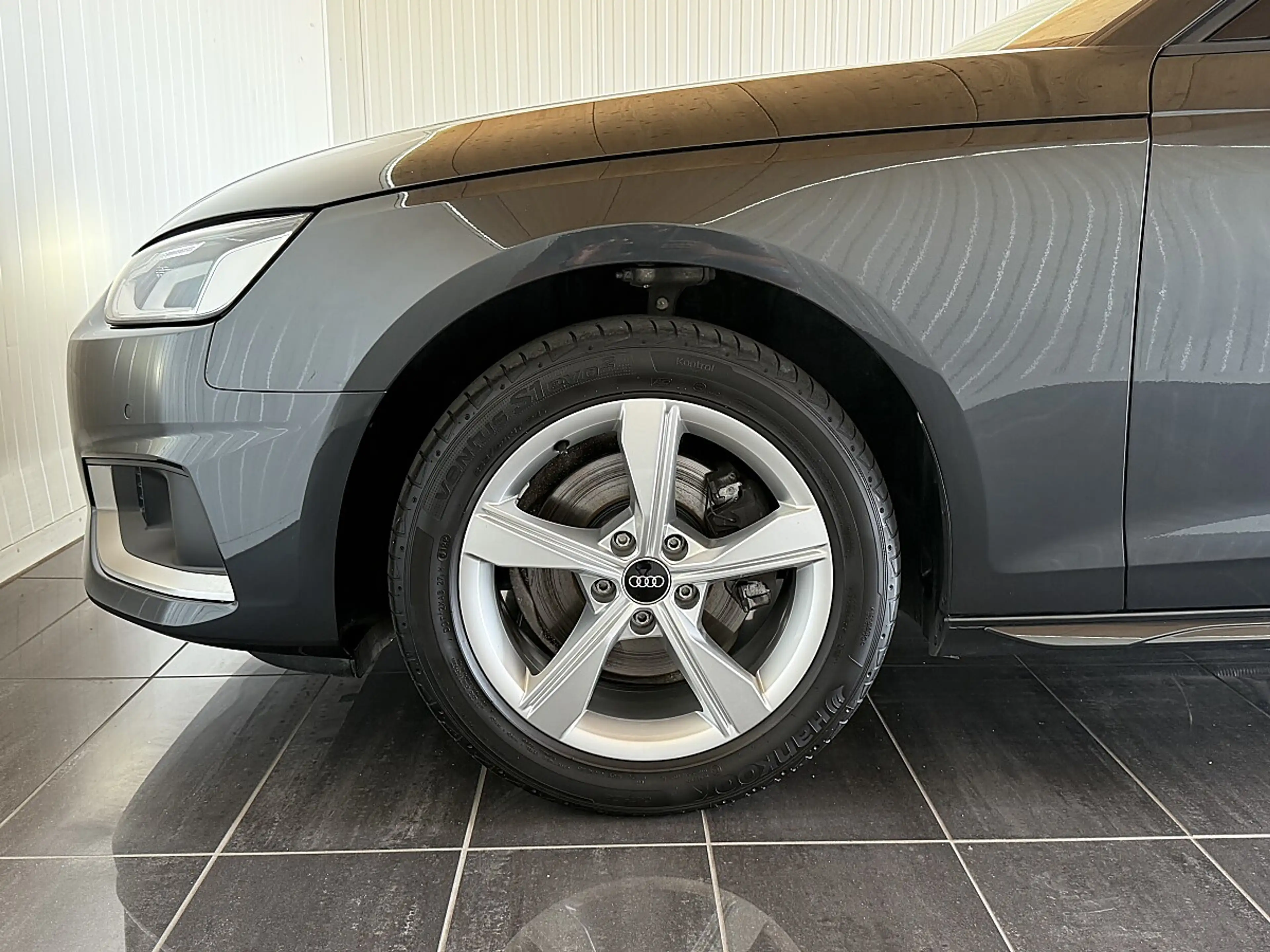 Audi A4 Avant 30 TDI advanced KAMERA*SPORTSITZE*1.BESITZ — photo 9