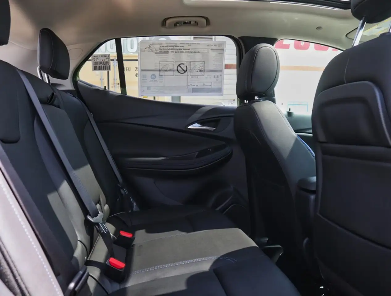 Buick Encore photo Buick Encore