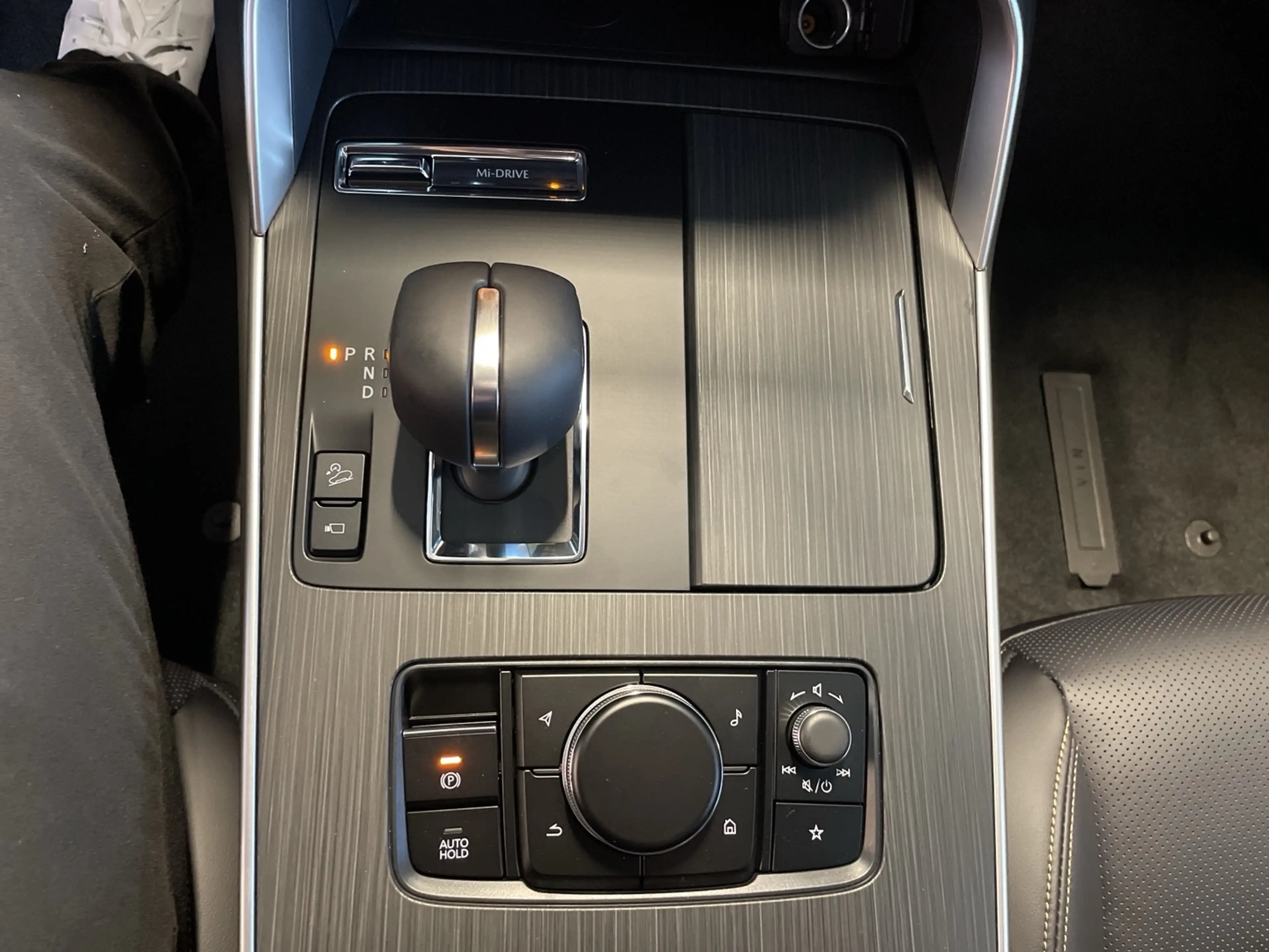 Mazda CX-60 3.3L e-SKYACTIV-D 254ps AWD Homura Plus — photo 15